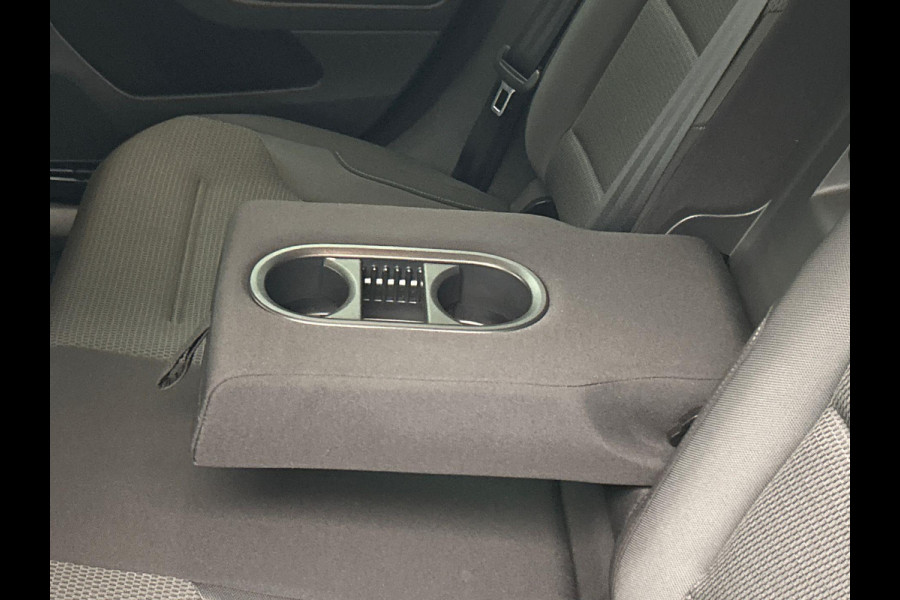 Volkswagen Golf 1.0 TSI Comfortline Business Automaat Carplay Adaptieve-cruise Climate-control