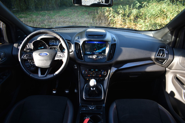 Ford Kuga 150PK EcoBoost ST-LINE SPORT CAMERA/TREKHAAK/SONY-AUDIO