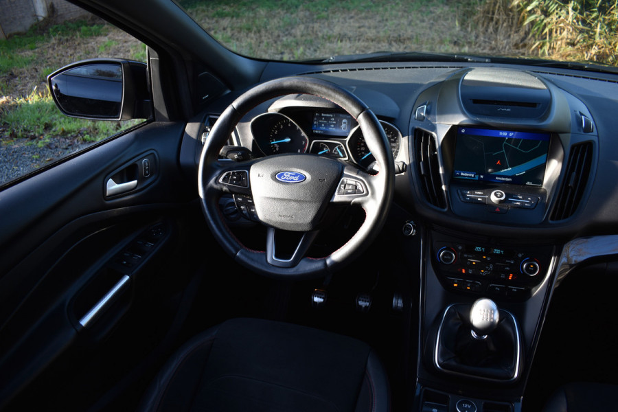 Ford Kuga 150PK EcoBoost ST-LINE SPORT CAMERA/TREKHAAK/SONY-AUDIO