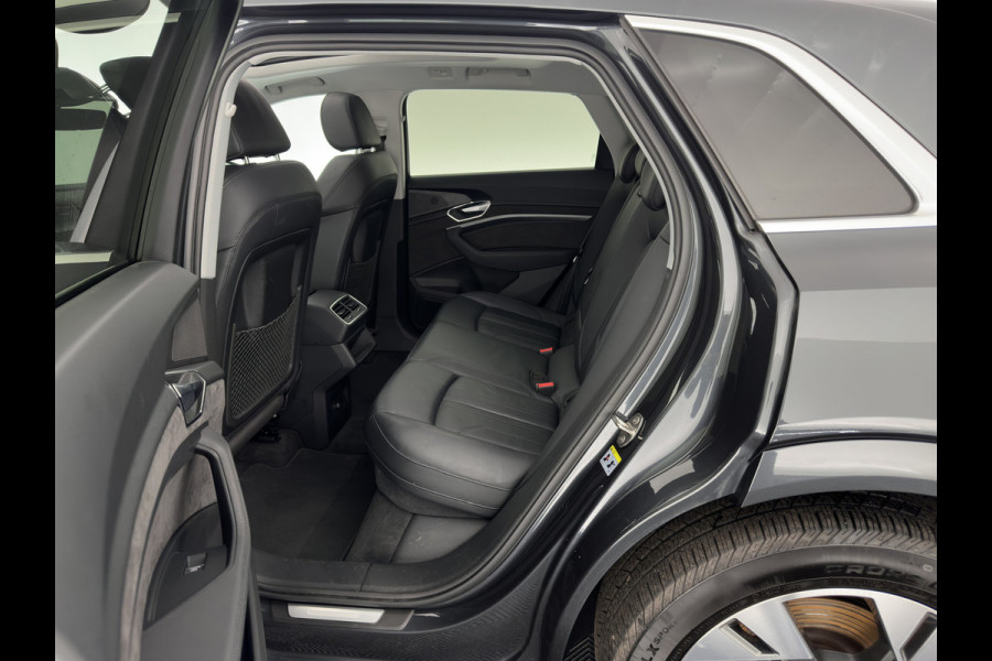 Audi e-tron 55 quattro Business edition Plus 95 kWh [ 3-Fase ] {SOH-88%} (INCL-BTW) *PANO | LUXURY-LEATHER | ADAPTIVE-CRUISE | FULL-LED | DIGI-COCKPIT | KEYLESS | MEMORY-PACK | CAMERA | NAVI-FULLMAP | SHIFT-PADDLES | DAB+ | COMFORT-SEATS | 20''ALU*