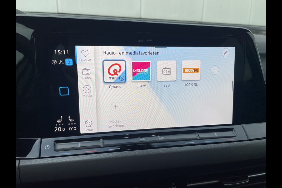 Volkswagen Golf 1.4 eHybrid Style PHEV | Elek. Trekhaak | Q-Light | Carplay | Memory | Navi | Sfeerverlichting