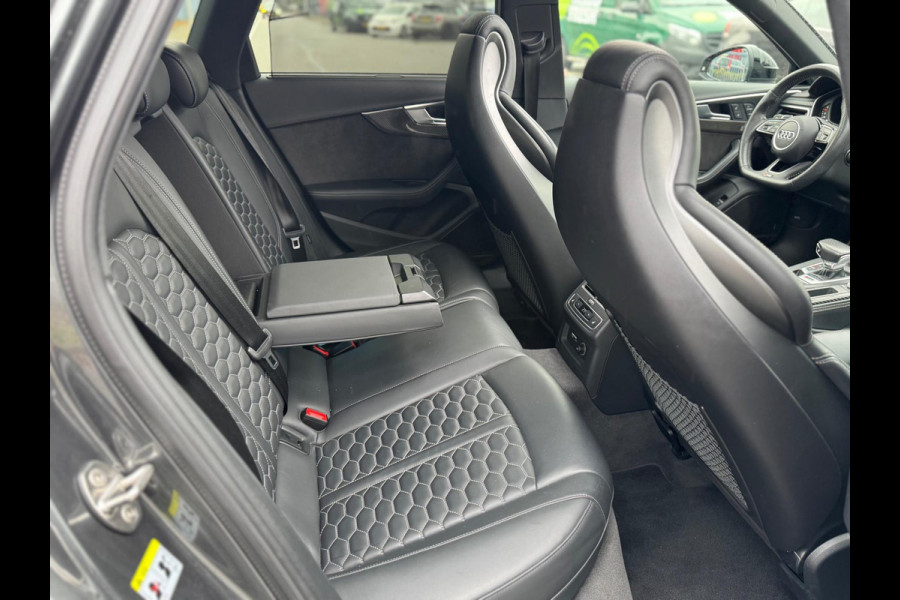 Audi A4 Avant 2.9 TFSI RS 4 quattro 450PK B&O 3D Pano Carbon Massage Leder