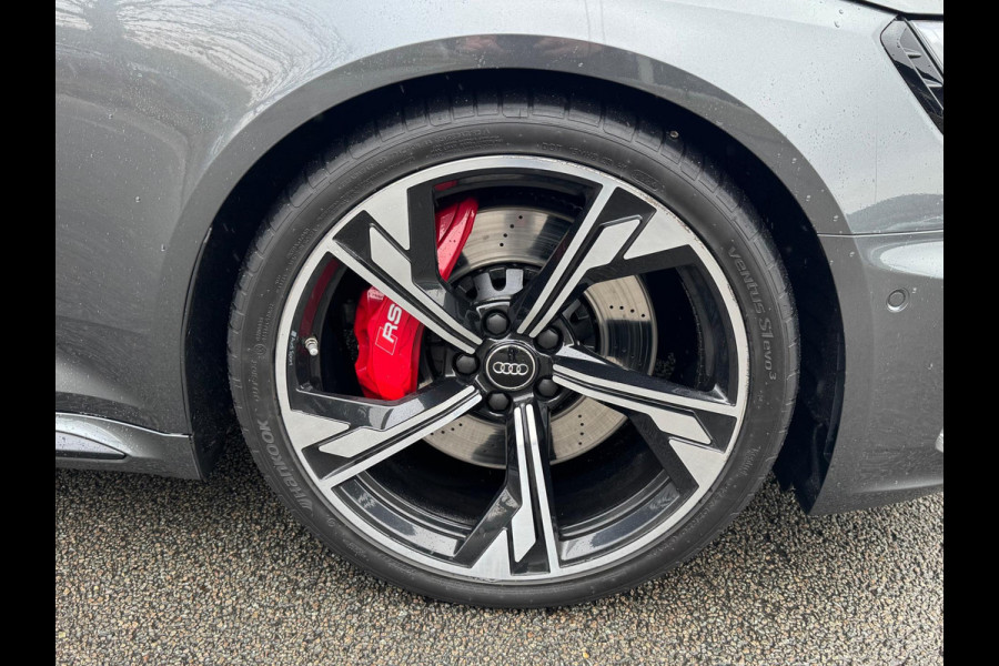 Audi A4 Avant 2.9 TFSI RS 4 quattro 450PK B&O 3D Pano Carbon Massage Leder