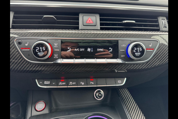 Audi A4 Avant 2.9 TFSI RS 4 quattro 450PK B&O 3D Pano Carbon Massage Leder