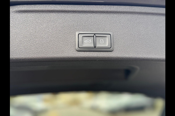 Audi A4 Avant 2.9 TFSI RS 4 quattro 450PK B&O 3D Pano Carbon Massage Leder