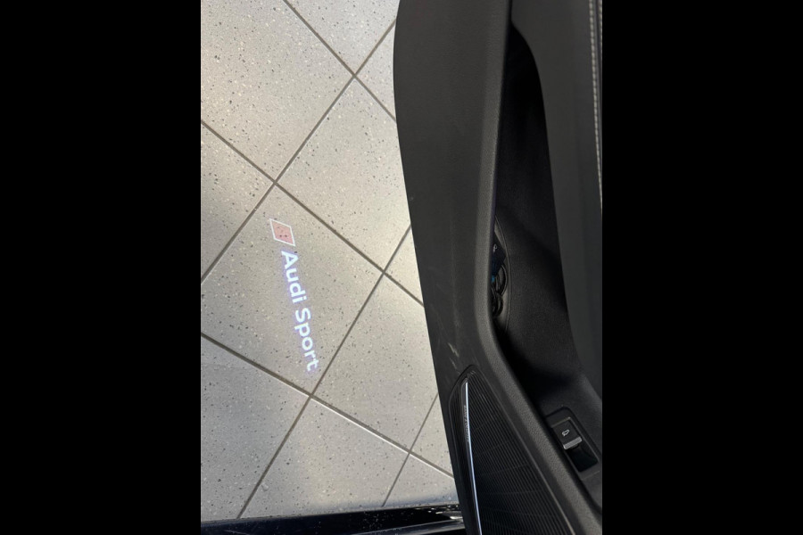 Audi A4 Avant 2.9 TFSI RS 4 quattro 450PK B&O 3D Pano Carbon Massage Leder