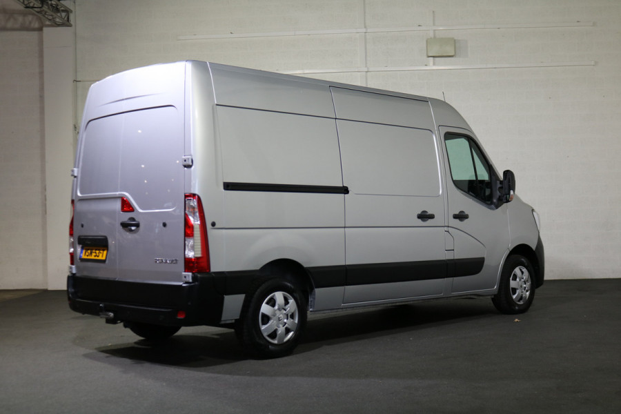 Renault Master 2.3 dCi 135pk L2 H2 Work Edition Airco Navigatie Camera