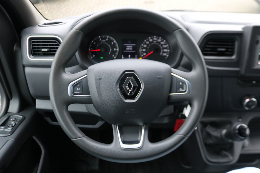Renault Master 2.3 dCi 135pk L2 H2 Work Edition Airco Navigatie Camera