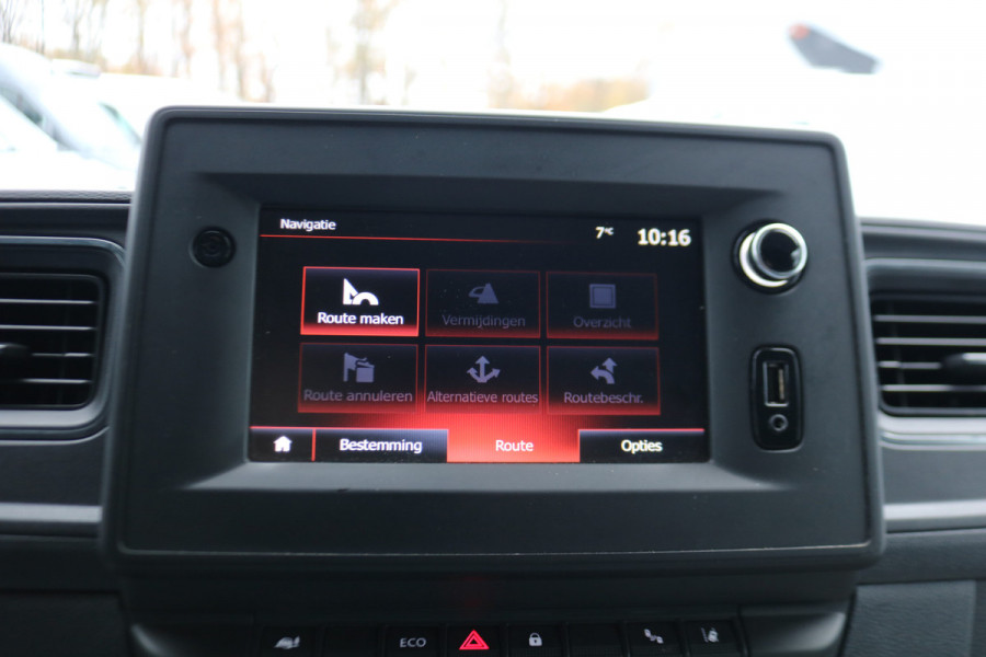 Renault Master 2.3 dCi 135pk L2 H2 Work Edition Airco Navigatie Camera