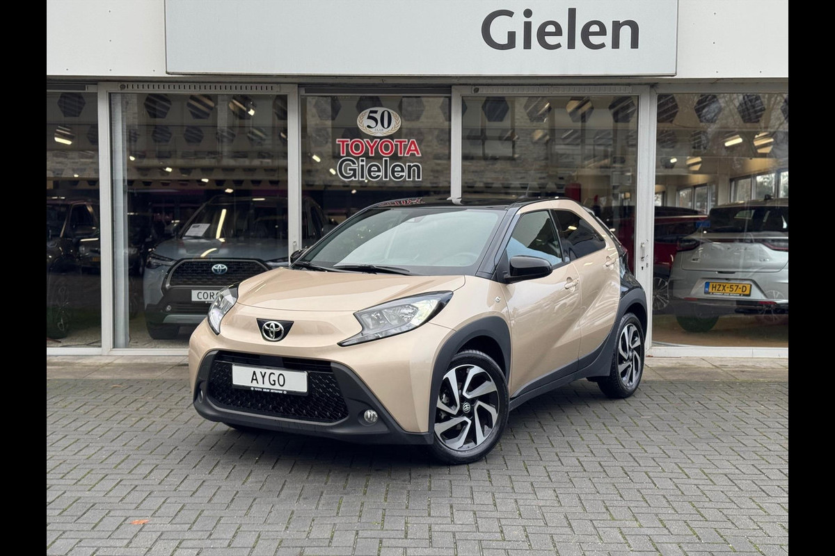 Toyota Aygo X 1.0 VVT-i MT Pulse Bi-tone | Ginger beige, 17 inch, Privacy glass, Apple CarPlay/Android auto, Airconditioning, Parkeercamera