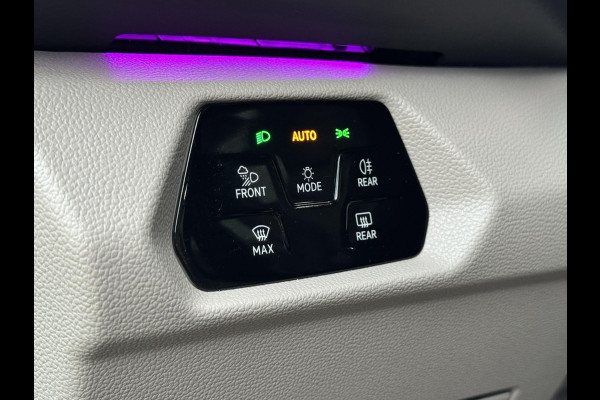 Volkswagen Multivan 1.4 eHybrid L2H1 Life Automaat Climate control Cruise control Navigatie Apple / Android