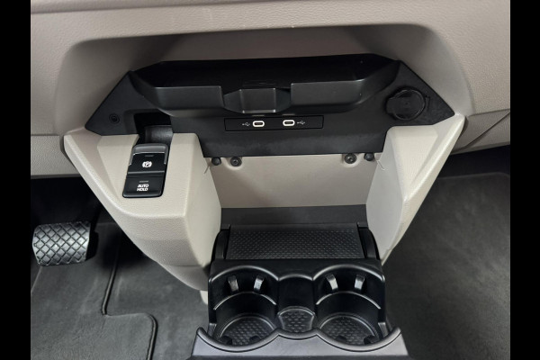 Volkswagen Multivan 1.4 eHybrid L2H1 Life Automaat Climate control Cruise control Navigatie Apple / Android