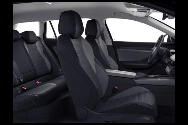 Škoda Superb Combi Business Edition PHEV 1.5 TSI 204 pk 6 versn. DSG | Trekhaak, wegklapbaar | Chrome pakket | Lichtmetalen velgen 18 inch Dofida zilver