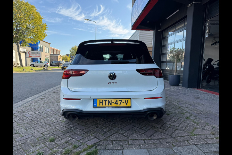 Volkswagen Golf 2.0 TSI GTI Clubsport 45 jahre Akrapovic Nurburgring Harman - Parelmoer wit