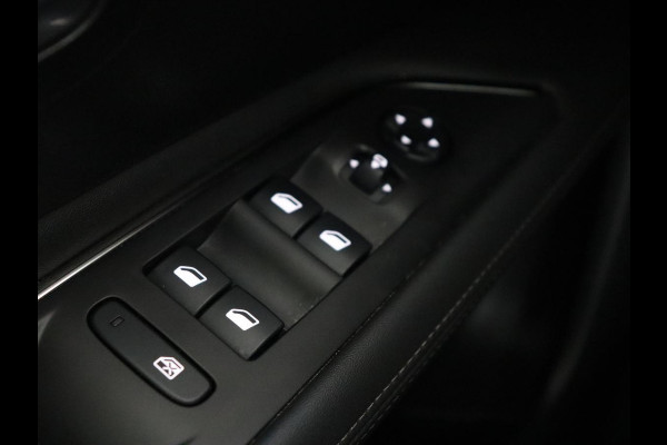 Peugeot 3008 1.6 HYbrid 225 Allure | Panoramadak | Stoelverwarming | Camera | Carplay | Memory | Full LED | Navigatie | Massage | Half leder | PHEV | Plug In