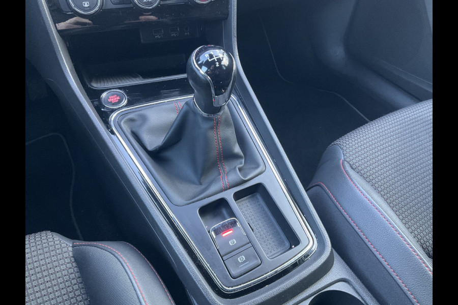 Seat Leon ST 1.5 TSI FR Business Intense Camera Carplay DAB Keyless Adapt.Cruise Voll.Onderhouden!