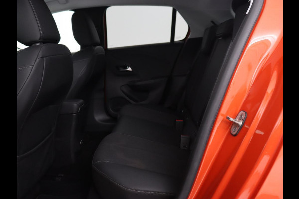 Opel CORSA-E Elegance 50 kWh | Stoelverwarming | Carplay | Navigatie | Stuurverwarming | Parkeerhulp | Climate control | Full LED | Keyless | 17'' lichtmetalen velgen