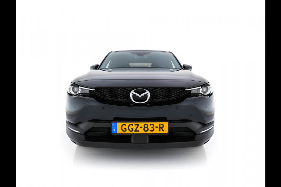 Mazda MX-30 e-SkyActiv EV 145 Advantage 36 kWh ( Fase-3 ) {SOH-100%} Aut. *HEAD-UP | ADAPTIVE-CRUISE | BLIND-SPOT | FULL-LED | HEATED-COMFORTSEATS | CAMERA | KEYLESS | DAB+ | DIGI-COCKPIT | SHIFT-PADDLES | NAVI-FULLMAP | ECC | PRIVACY-GLASS | PDC | 18''ALU*