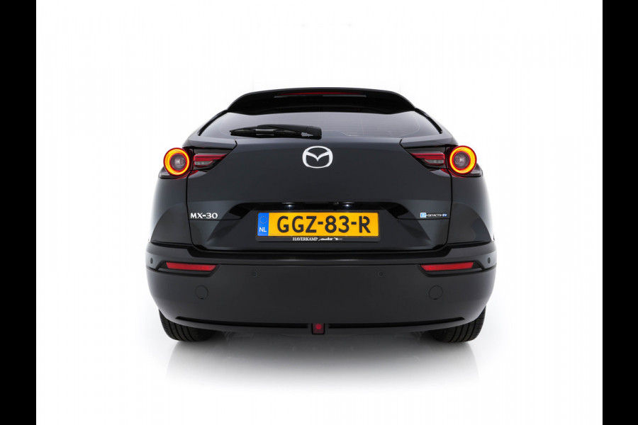 Mazda MX-30 e-SkyActiv EV 145 Advantage 36 kWh ( Fase-3 ) {SOH-100%} Aut. *HEAD-UP | ADAPTIVE-CRUISE | BLIND-SPOT | FULL-LED | HEATED-COMFORTSEATS | CAMERA | KEYLESS | DAB+ | DIGI-COCKPIT | SHIFT-PADDLES | NAVI-FULLMAP | ECC | PRIVACY-GLASS | PDC | 18''ALU*
