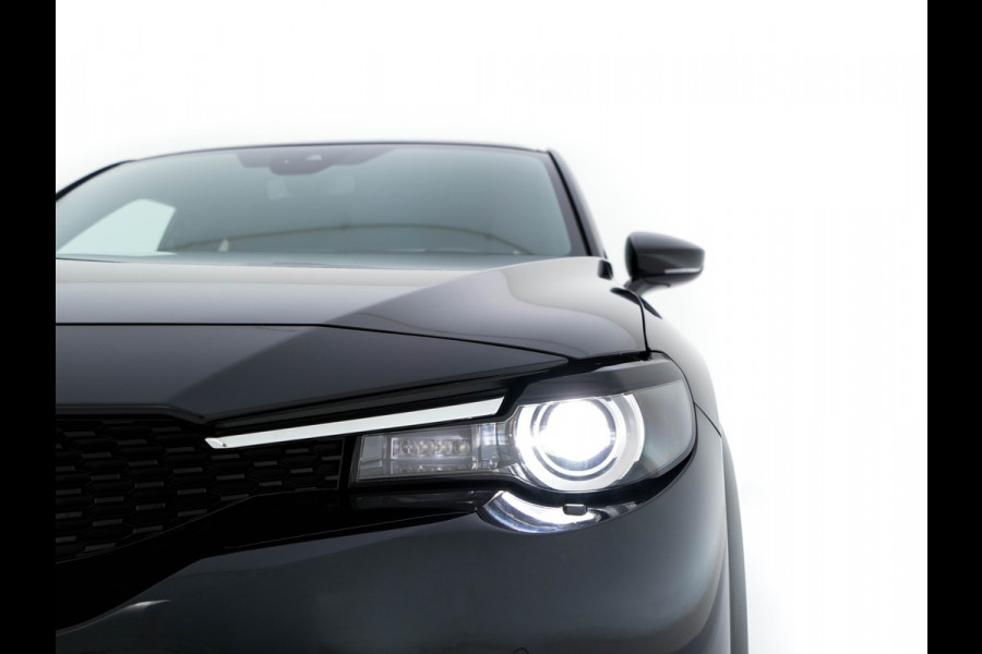 Mazda MX-30 e-SkyActiv EV 145 Advantage 36 kWh ( Fase-3 ) {SOH-100%} Aut. *HEAD-UP | ADAPTIVE-CRUISE | BLIND-SPOT | FULL-LED | HEATED-COMFORTSEATS | CAMERA | KEYLESS | DAB+ | DIGI-COCKPIT | SHIFT-PADDLES | NAVI-FULLMAP | ECC | PRIVACY-GLASS | PDC | 18''ALU*