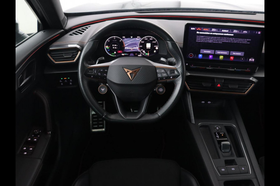 CUPRA Formentor 1.4 e-Hybrid VZ | 245pk | Stoelverwarming | Carplay | Camera | Adaptive cruise | Navigatie | Keyless | Memory | Sfeerverlichting | Full LED | 19'' | PHEV | Plug In