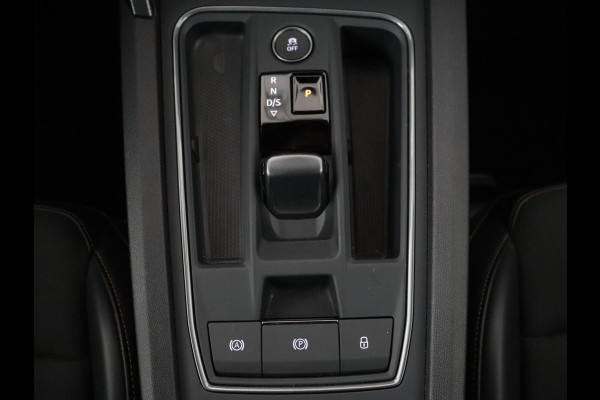 CUPRA Formentor 1.4 e-Hybrid VZ | 245pk | Stoelverwarming | Carplay | Camera | Adaptive cruise | Navigatie | Keyless | Memory | Sfeerverlichting | Full LED | 19'' | PHEV | Plug In