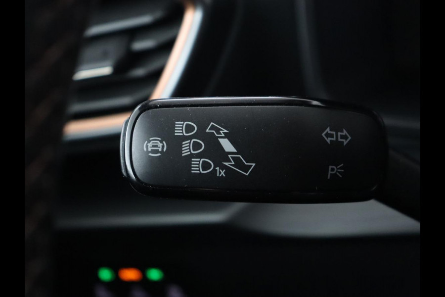 CUPRA Formentor 1.4 e-Hybrid VZ | 245pk | Stoelverwarming | Carplay | Camera | Adaptive cruise | Navigatie | Keyless | Memory | Sfeerverlichting | Full LED | 19'' | PHEV | Plug In