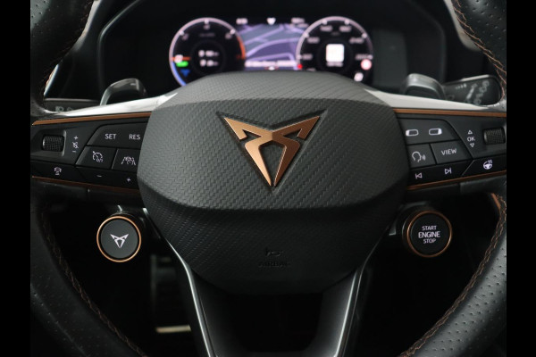 CUPRA Formentor 1.4 e-Hybrid VZ | 245pk | Stoelverwarming | Carplay | Camera | Adaptive cruise | Navigatie | Keyless | Memory | Sfeerverlichting | Full LED | 19'' | PHEV | Plug In