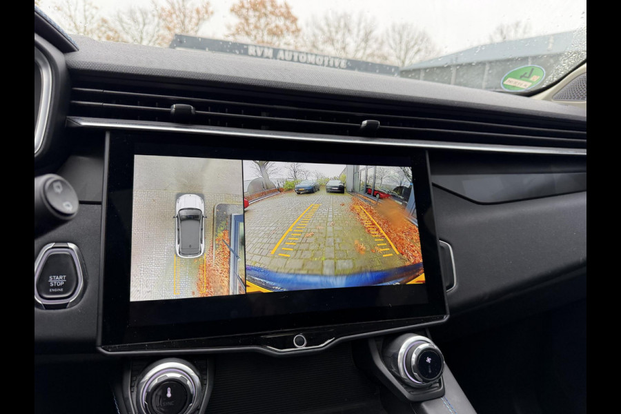 Lynk & Co 01 1.5 PHEV PLUG-IN HYBRIDE | COMPLETE AUTO | ELEKTRISCH PANORAMADAK | FULL OPTIONS | RIJKLAAR GELEVERD 12 MND BOVAG GARANTIE |