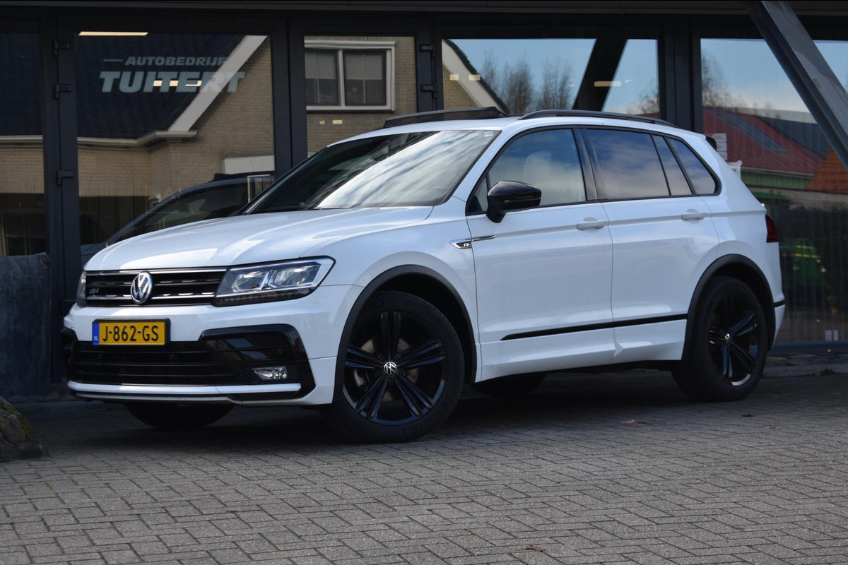 Volkswagen Tiguan 1.5 TSI ACT Highline | R-LINE | BLACK STYLE | TREKHAAK | VIRTUAL | STOELVERWARMING | NAP | DEALER ONDERHOUDEN