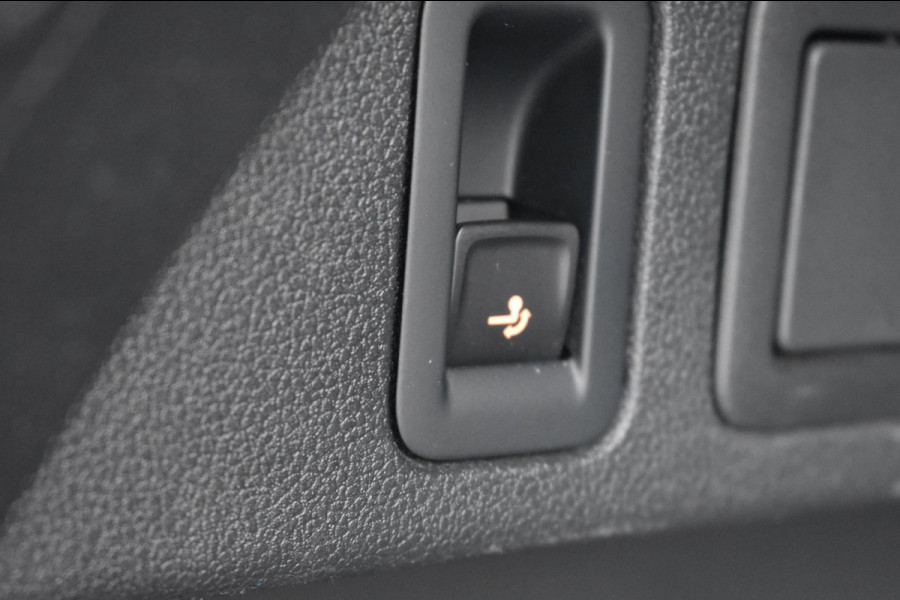 Volkswagen Tiguan 1.5 TSI ACT Highline | R-LINE | BLACK STYLE | TREKHAAK | VIRTUAL | STOELVERWARMING | NAP | DEALER ONDERHOUDEN