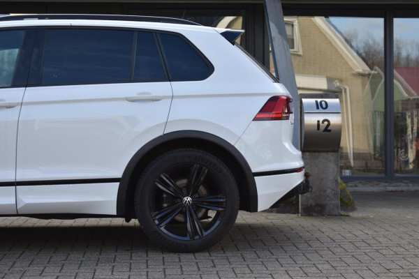 Volkswagen Tiguan 1.5 TSI ACT Highline | R-LINE | BLACK STYLE | TREKHAAK | VIRTUAL | STOELVERWARMING | NAP | DEALER ONDERHOUDEN