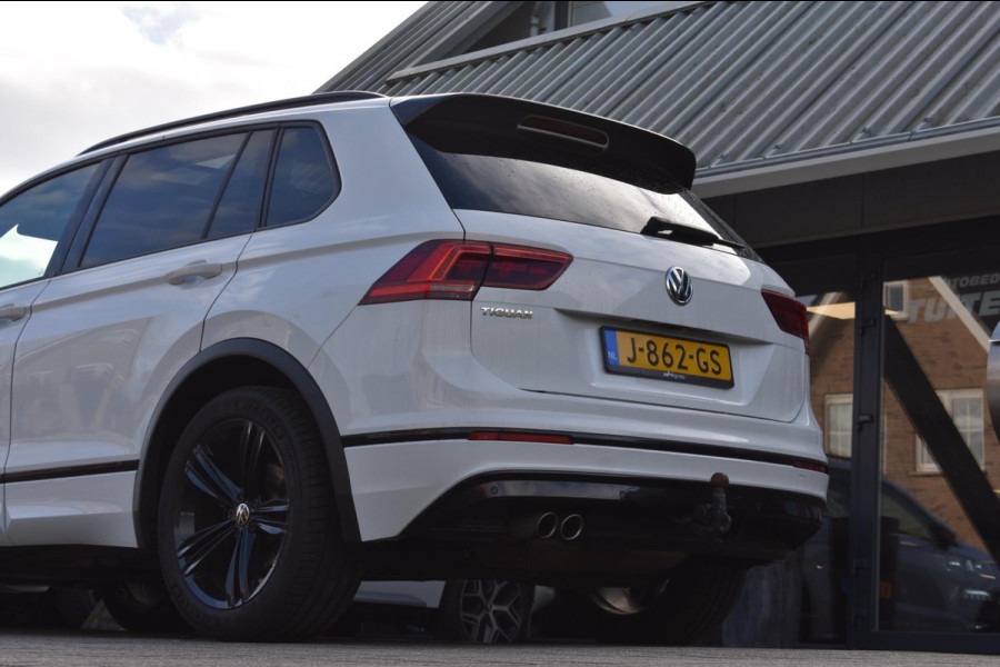 Volkswagen Tiguan 1.5 TSI ACT Highline | R-LINE | BLACK STYLE | TREKHAAK | VIRTUAL | STOELVERWARMING | NAP | DEALER ONDERHOUDEN