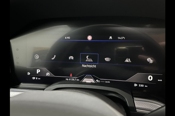 Volkswagen Touareg R 3.0 TSI 462PK E-Hybrid | Luchtvering | Puglia Leder | Panorama | ACC | Trekhaak | 22'' | Stoelventilatie | Nachtzicht | Head-Up | Standkachel | Ergo-Comfort | Sfeerverlichting | 4-Zone Clima | Stuurverwarming | Black-Optic | Dodehoek | Lane-Assist | Carplay | Draadloos Laden | BOVAG Garantie |
