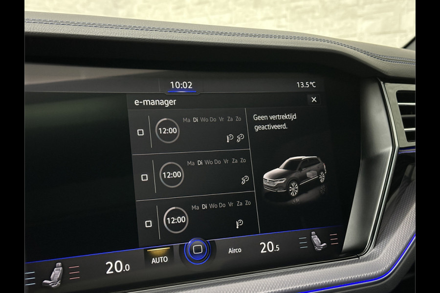 Volkswagen Touareg R 3.0 TSI 462PK E-Hybrid | Luchtvering | Puglia Leder | Panorama | ACC | Trekhaak | 22'' | Stoelventilatie | Nachtzicht | Head-Up | Standkachel | Ergo-Comfort | Sfeerverlichting | 4-Zone Clima | Stuurverwarming | Black-Optic | Dodehoek | Lane-Assist | Carplay | Draadloos Laden | BOVAG Garantie |