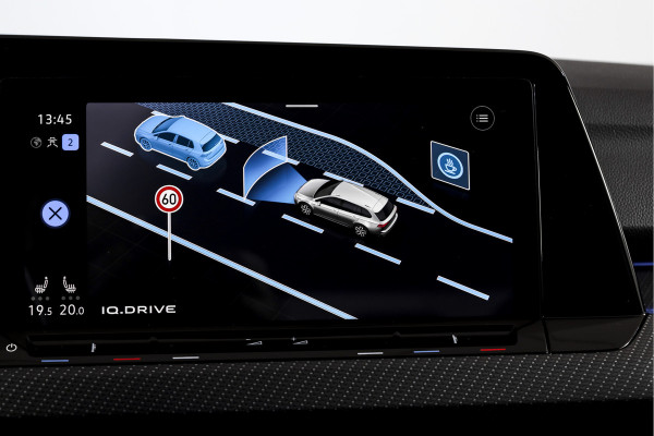 Volkswagen Golf Variant 1.5 eTSI 150 PK R-Line - Automaat | S/K- Panodak | Dig. Cockpit | Adapt. Cruise | PDC | Camera | NAV + App. Connect | ECC | Afn. Trekhaak | LM 18" |