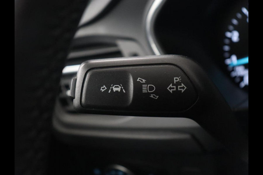 Ford Focus 1.0 EcoBoost Active | Panoramadak | Trekhaak | Stoel & stuurverwarming | B&O Sound | Carplay | Navigatie | Full LED | Keyless | Comfortstoelen | Climate control | Parkeerhulp