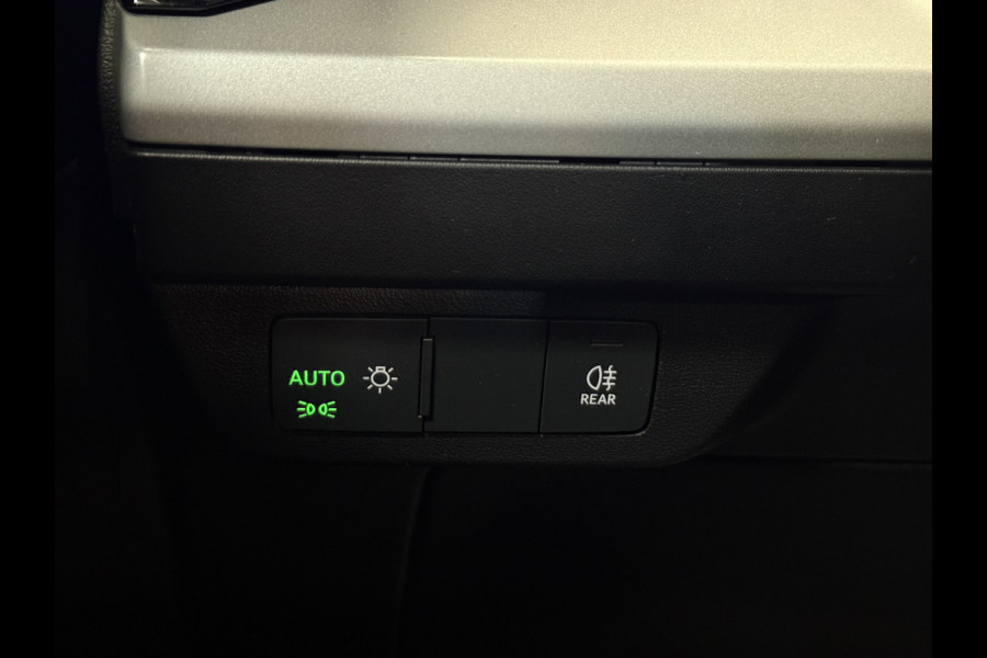 Audi Q4 e-tron 40 Edition 77 kWh | Apple Carplay | Stoelverwarming | Adaptieve cruise | Navigatie