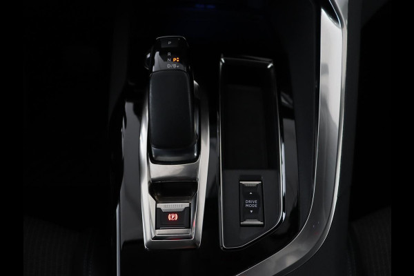 Peugeot 3008 1.6 HYbrid 225 Allure | Trekhaak | Camera | Half leder | Full LED | DAB | Parkeerhulp | Cruise control | Bluetooth | Climate control | PHEV | Plug In