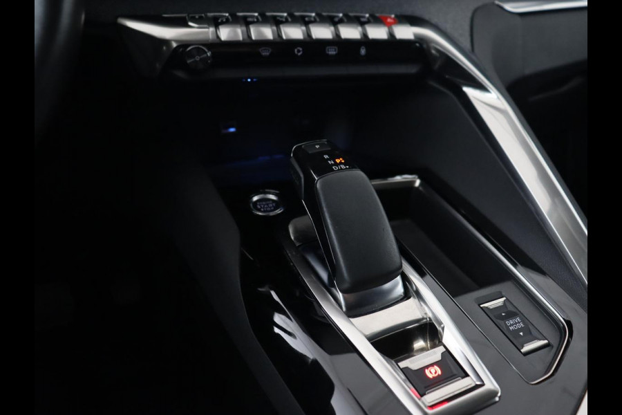 Peugeot 3008 1.6 HYbrid 225 Allure | Trekhaak | Camera | Half leder | Full LED | DAB | Parkeerhulp | Cruise control | Bluetooth | Climate control | PHEV | Plug In