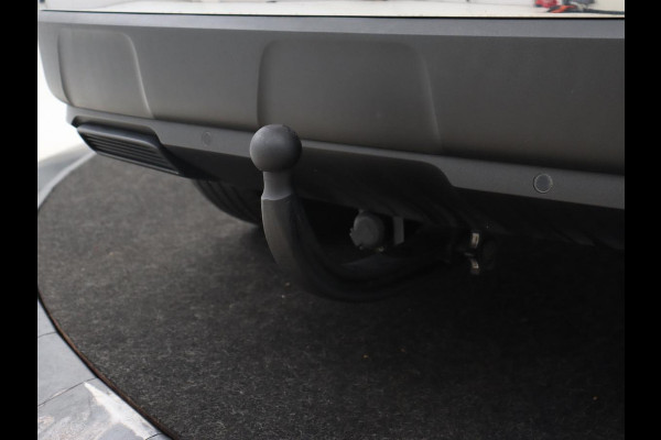 Peugeot 3008 1.6 HYbrid 225 Allure | Trekhaak | Camera | Half leder | Full LED | DAB | Parkeerhulp | Cruise control | Bluetooth | Climate control | PHEV | Plug In