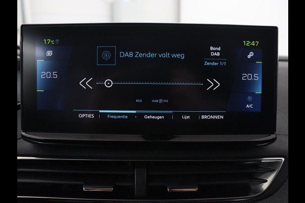 Peugeot 3008 1.6 HYbrid 225 Allure | Trekhaak | Camera | Half leder | Full LED | DAB | Parkeerhulp | Cruise control | Bluetooth | Climate control | PHEV | Plug In