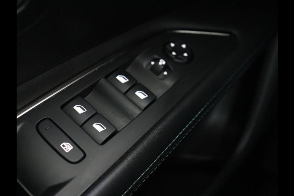 Peugeot 3008 1.6 HYbrid 225 Allure | Trekhaak | Camera | Half leder | Full LED | DAB | Parkeerhulp | Cruise control | Bluetooth | Climate control | PHEV | Plug In