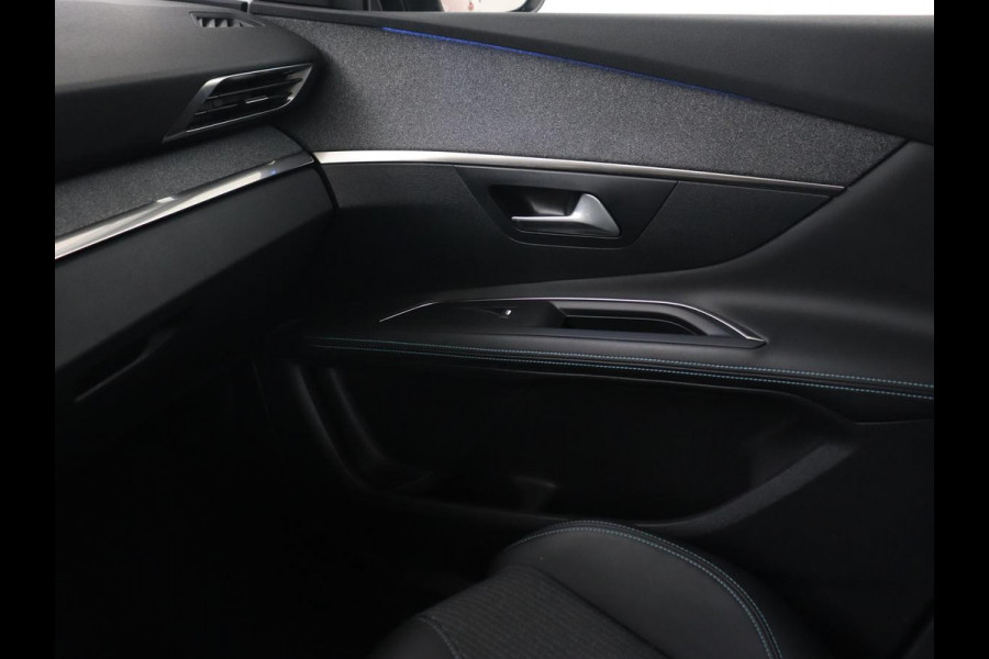 Peugeot 3008 1.6 HYbrid 225 Allure | Trekhaak | Camera | Half leder | Full LED | DAB | Parkeerhulp | Cruise control | Bluetooth | Climate control | PHEV | Plug In
