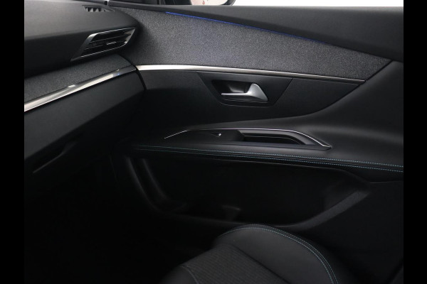 Peugeot 3008 1.6 HYbrid 225 Allure | Trekhaak | Camera | Half leder | Full LED | DAB | Parkeerhulp | Cruise control | Bluetooth | Climate control | PHEV | Plug In