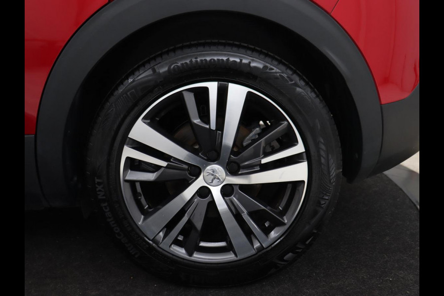 Peugeot 3008 1.6 HYbrid 225 Allure | Trekhaak | Camera | Half leder | Full LED | DAB | Parkeerhulp | Cruise control | Bluetooth | Climate control | PHEV | Plug In