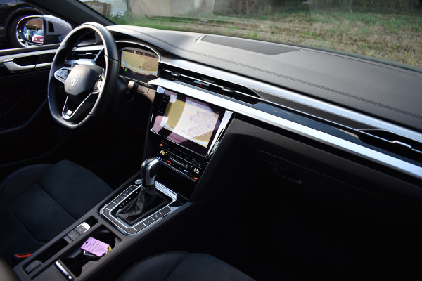 Volkswagen Arteon Shooting Brake eHYBRID 218PK DSG R-LINE BUSINESS+ VIRTUAL/CAMERA/VELOURS