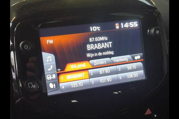 Citroën C1 1.0 VTi Airscape Feel Rijklaar + 12 maanden Bovag-garantie Henk Jongen Auto's in Helmond,  al 50 jaar service zoals 't hoort!