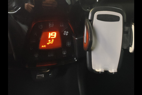 Citroën C1 1.0 VTi Airscape Feel Rijklaar + 12 maanden Bovag-garantie Henk Jongen Auto's in Helmond,  al 50 jaar service zoals 't hoort!