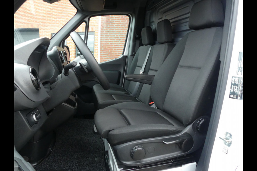 Mercedes-Benz Sprinter 317 CDI L2H2 Camera/PDC/Navigatie/Cruise control